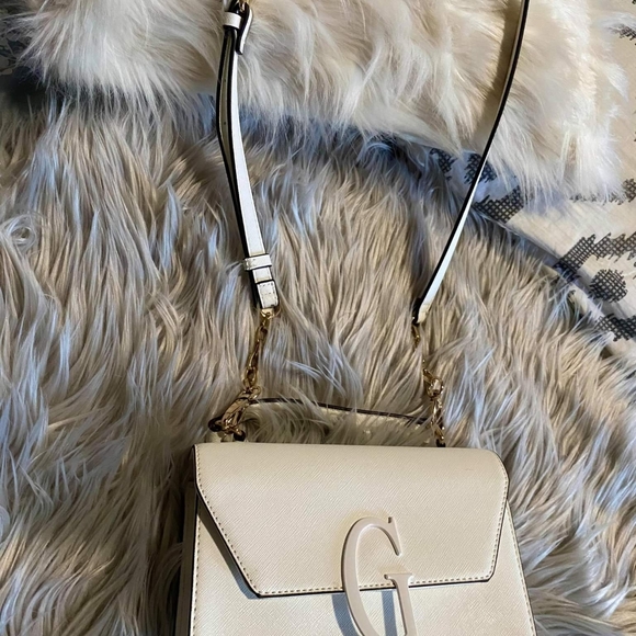 Cross body Bag (GUESS) - Picture 3 of 6